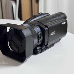 Sony Ax700 캠코더 팝니다
