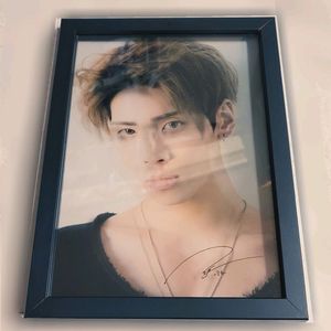 샤이니 종현 엑스콘,영감콘 굿즈 투명액자 양도