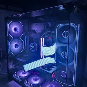 9800X3D X870E RTX5080 MSI 리안리