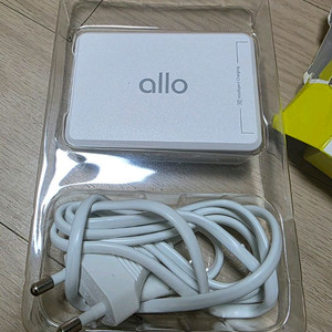 알로 UC401 5포트 USB 멀티충전기 판매합니