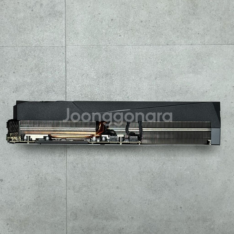 기가바이트 RTX 4080 SUPER 어로스 마스터--3