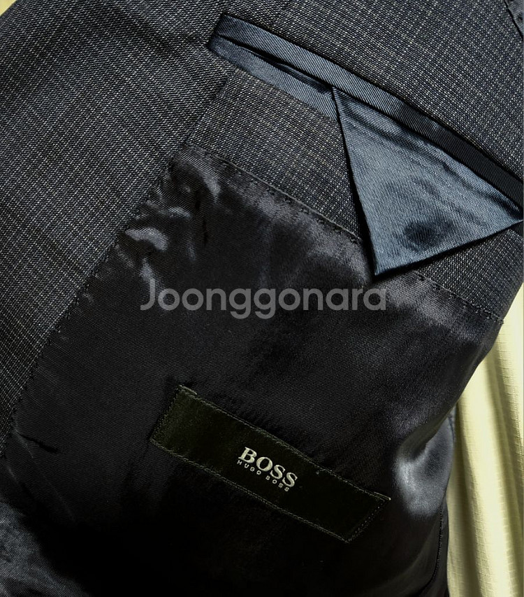 BOSS 휴고보스 블랙라벨 마이크로 체크 네이비 수트--6