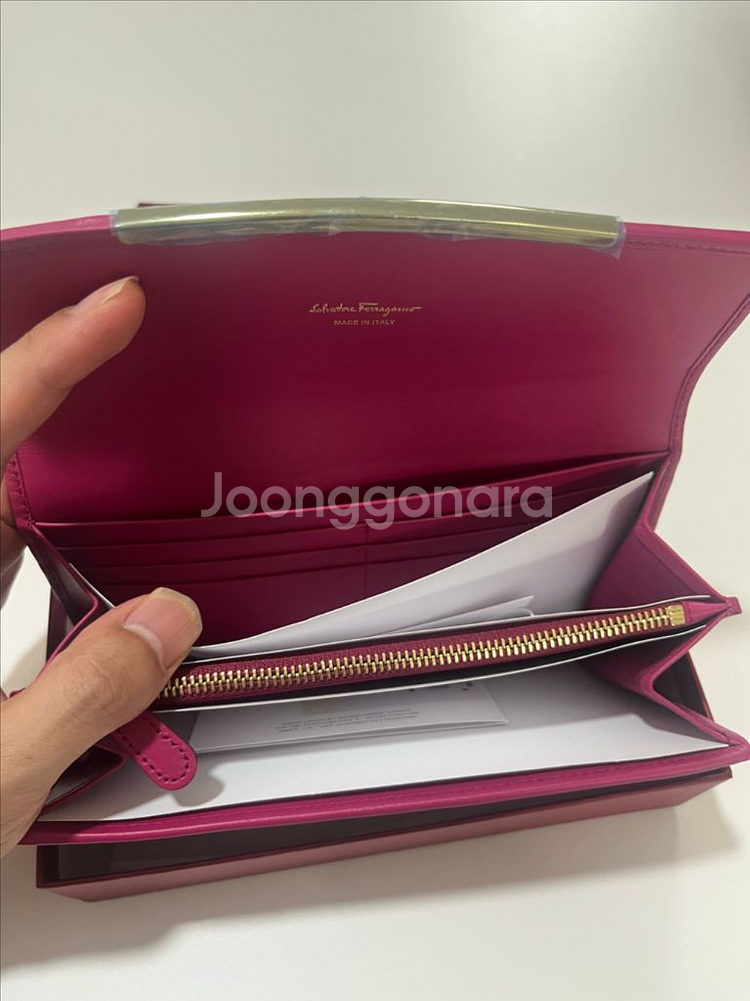 페라가모 장지갑 24 9841 핫핑크 새상품--2