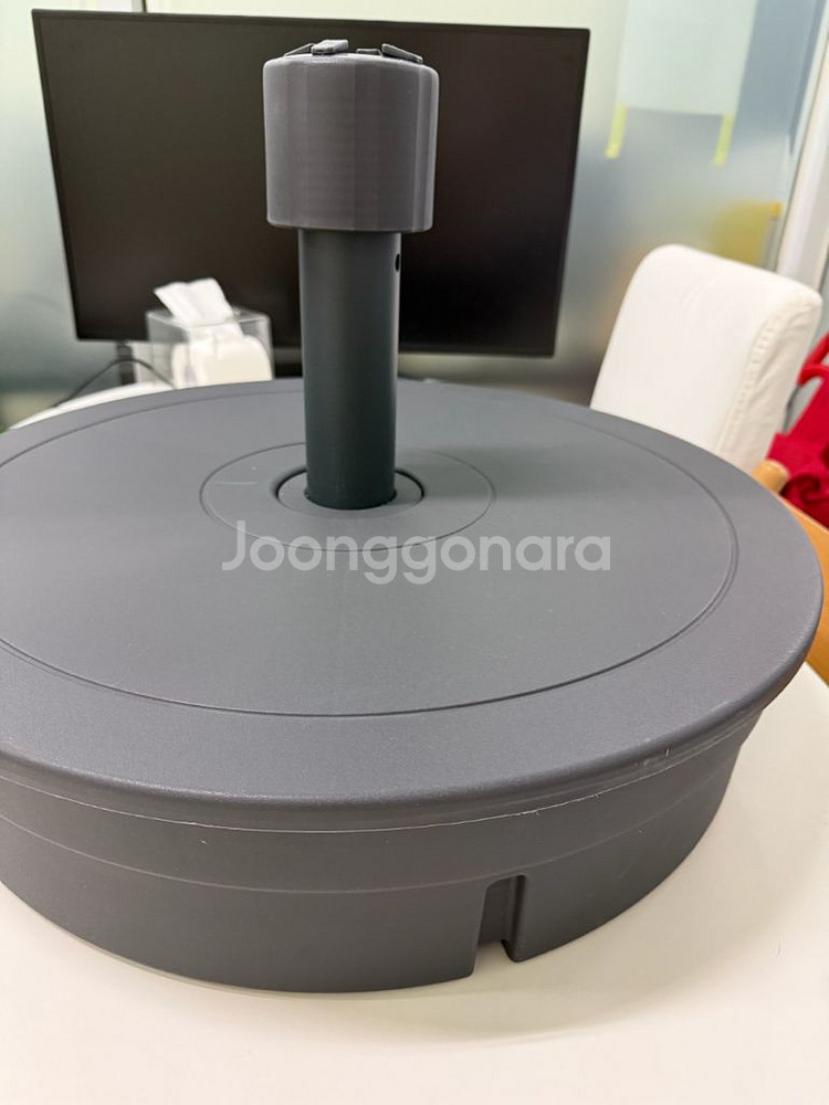 (한번도 사용 안함)이케아 GRYT 파라솔 받침대--2