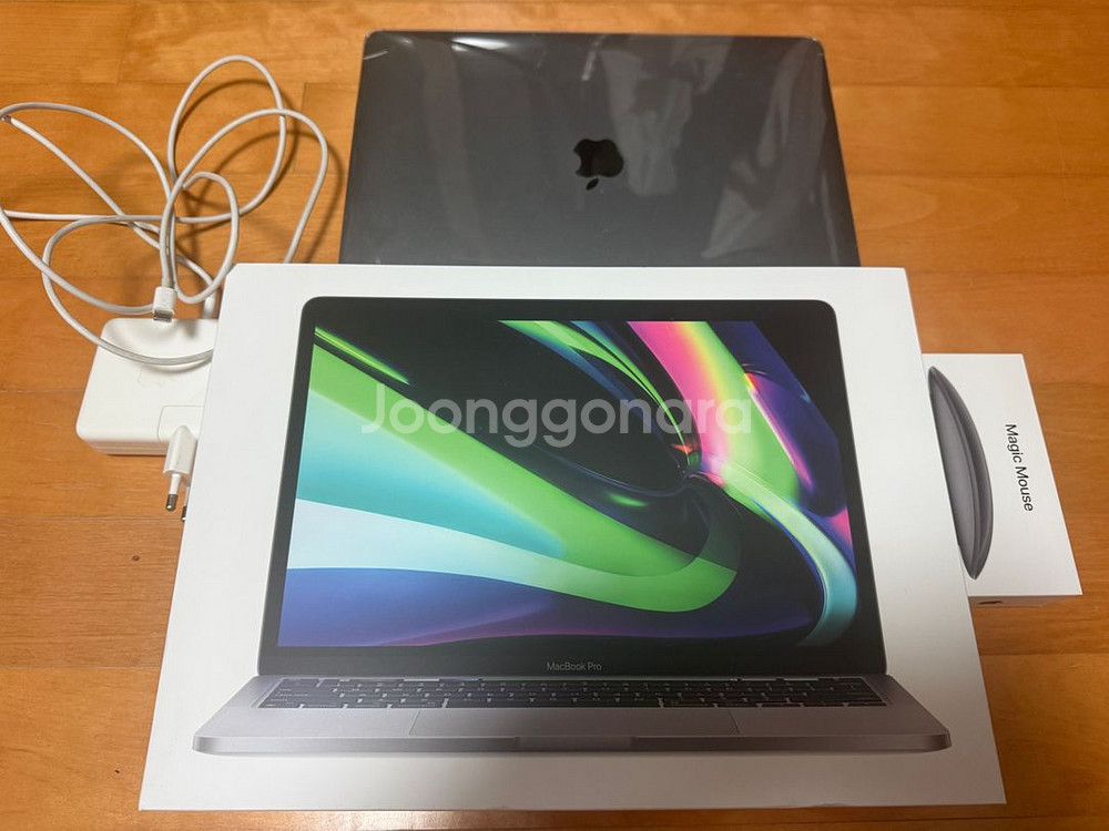 2020 맥북 프로 13인치 M1 스페이스 그레이--1