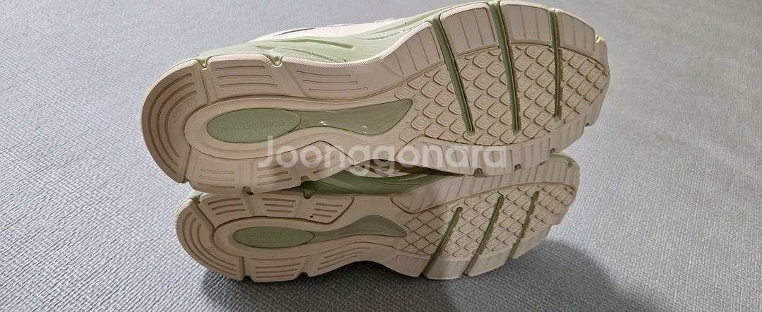 뉴발란스 U990BO4 290사이즈--5