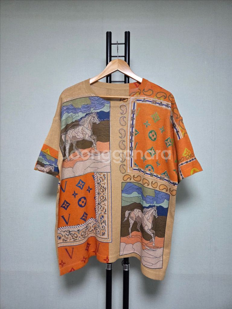 F 미착용 루즈핏 핫픽스 패턴 라운드 니트--0