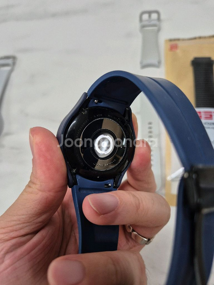 갤럭시 워치4 44mm, 40mm 판매--4