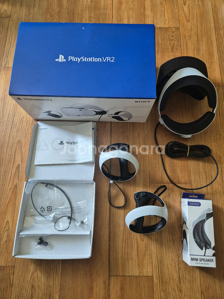 플스5 PSVR2 풀세트 (미니 스피커 포함) 팝니다플--0