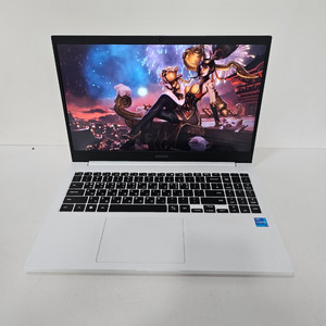 10번 삼성 15인치 UHD 포토샵 영상편집 중고노트북