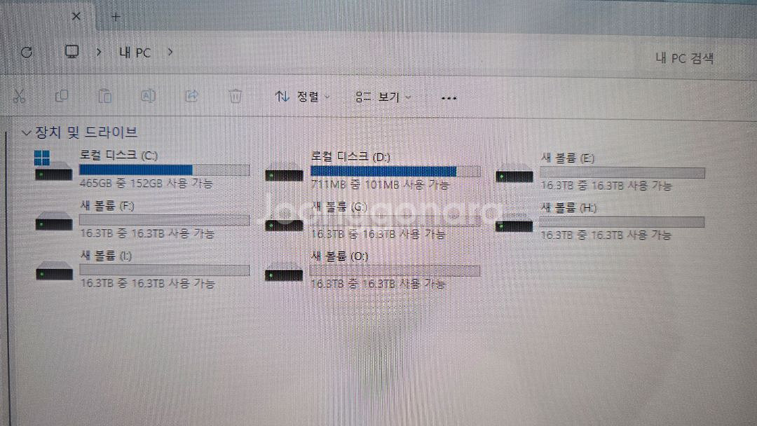 도시바 MG09ACA 18TB HDD 엔터프라이즈--1