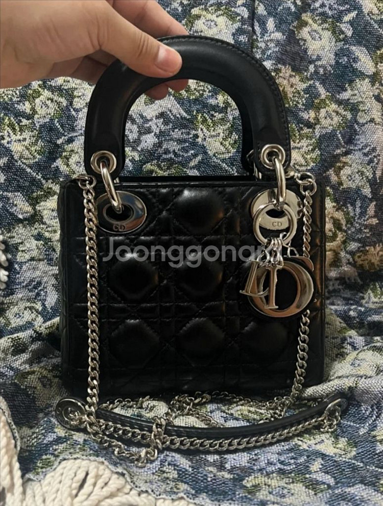 디올 레이디백 미니 블랙 은장--3
