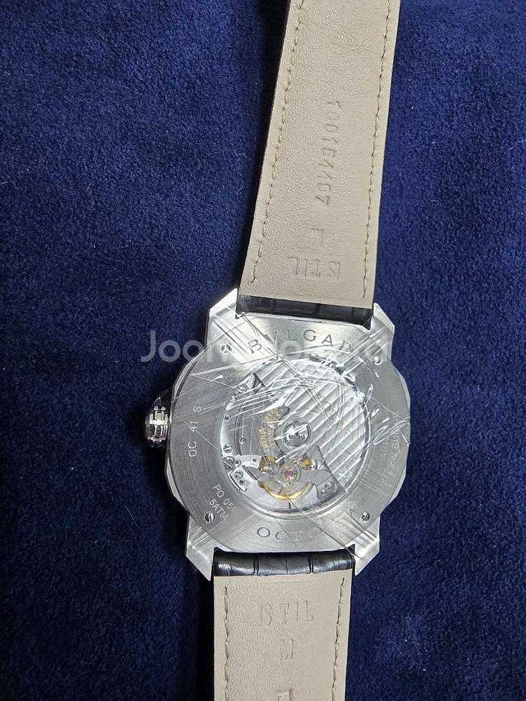 불가리 옥토 로마 41mm 새제품 풀셋 판매합니다.--7