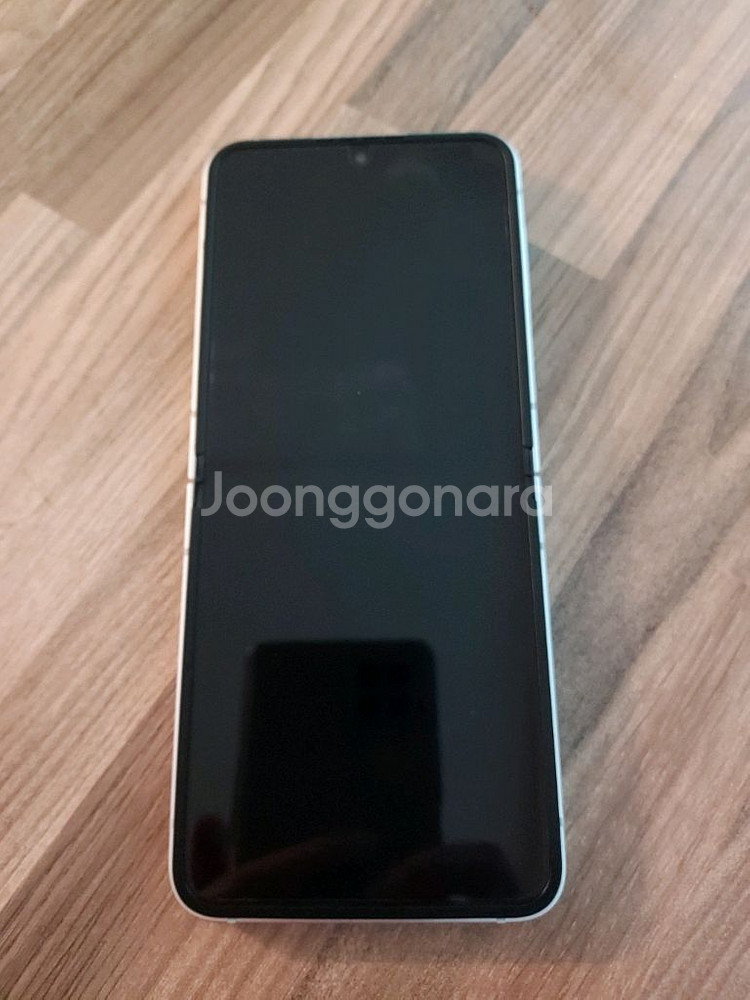 갤럭시 Z플립6 256 자급제 화이트 !!--5