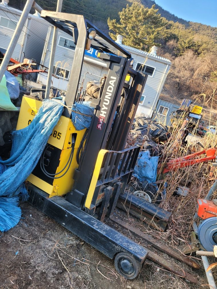 현대 2.5톤 전동 입승식 지게차 4스풀 자동발 수리용--0