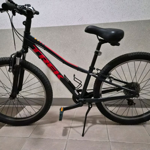 트렉 프리칼리버 24인치