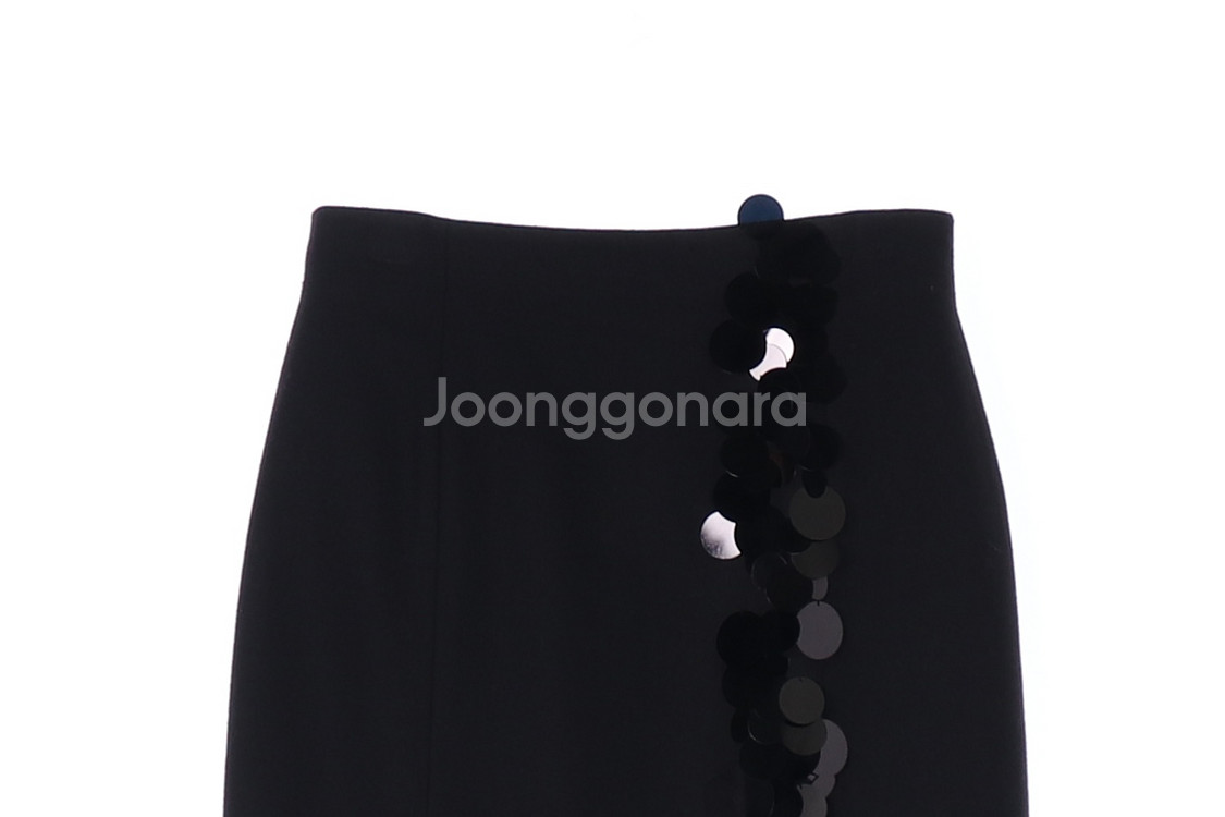 [S]모조에스핀 울블렌드 빅스팽글 슬릿 블랙 롱 스커트--1