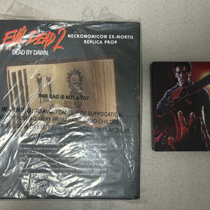 새제품, 이블데드더게임 죽음의책 실물모형+스틸북