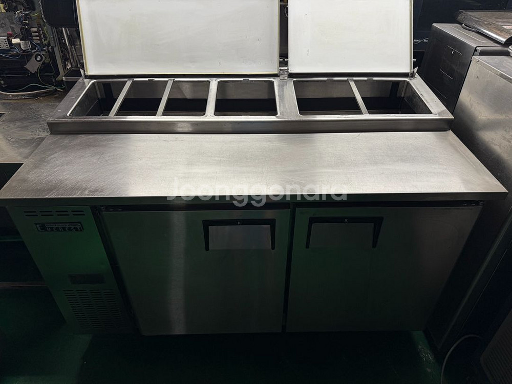 에베레스트 테이블 반찬냉장고 1500 (간냉식)--1