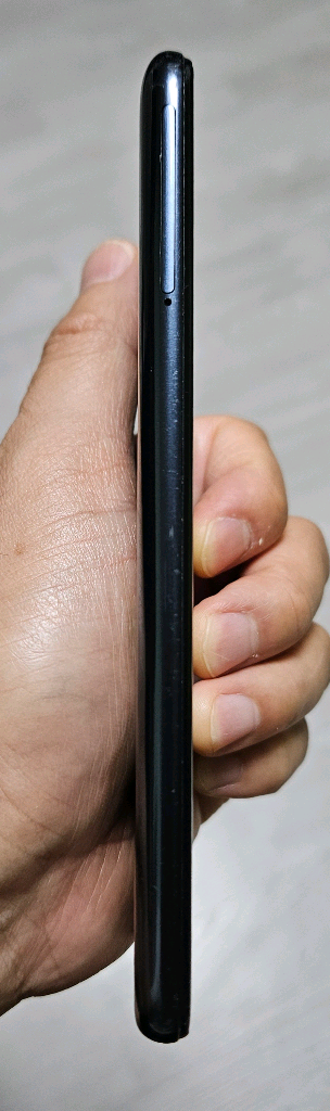갤럭시 A10e 블랙 32GB 자급제폰 싸게 팝니다.--5