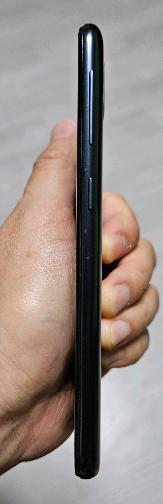 갤럭시 A10e 블랙 32GB 자급제폰 싸게 팝니다.--4