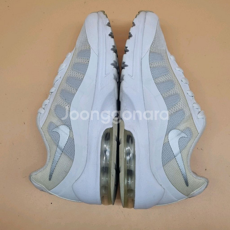 나이키 에어맥스 인비고 운동화 225--4