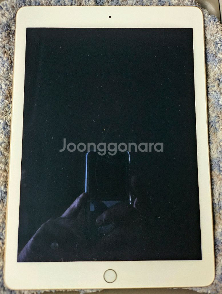 아이패드 에어2 16기가 와파이 팝니다--2