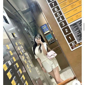 아이보리 반바지(새상품)