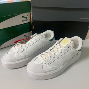 뉴발란스 ct302 240 새상품