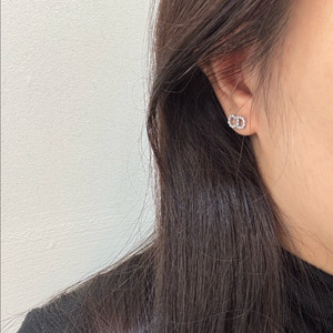 디올 룬 디자인 14k귀걸이