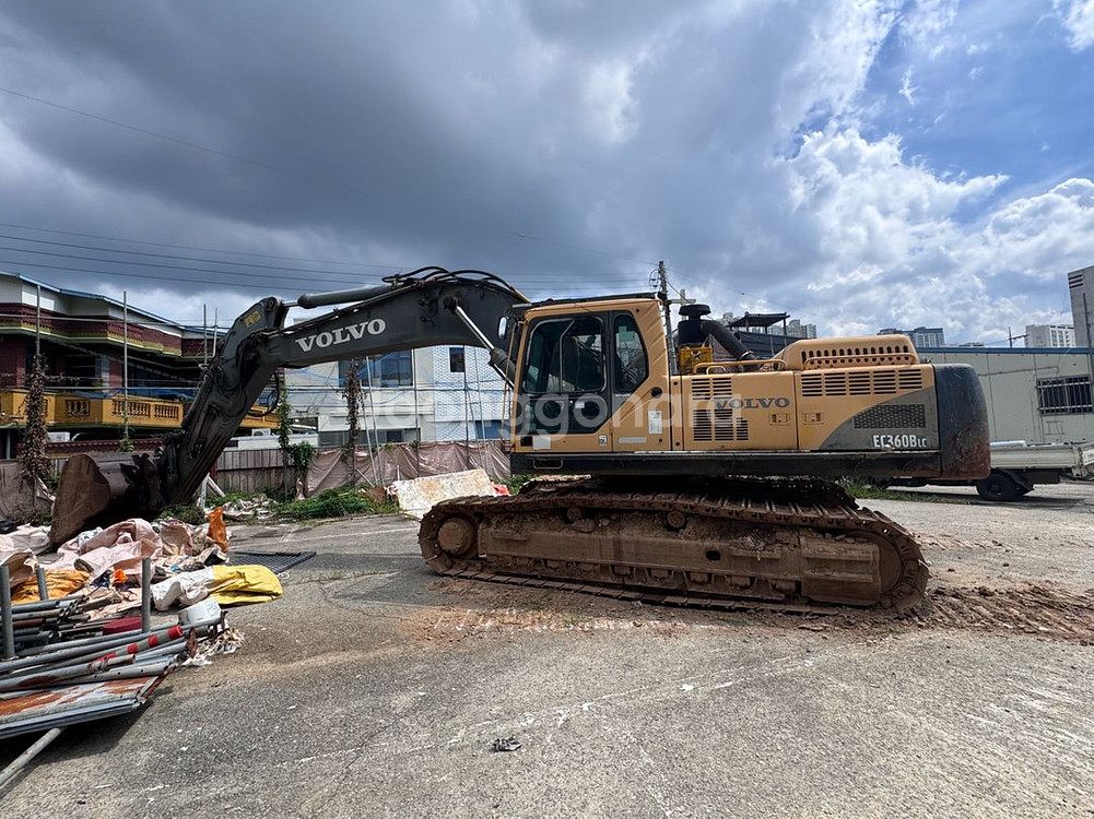 볼보VOLVO EC360B LC 굴삭기 2009년식--0