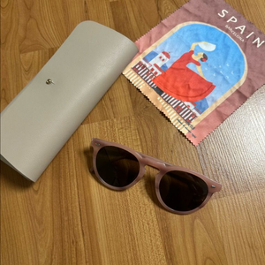 유즈풀 우디 선글라스, 유즈풀 아뜰리에