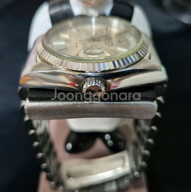 부로바 슈퍼세빌 데이데이트 오토메틱 실버--2