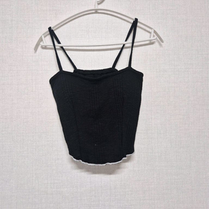 블랙 크롭 끈나시