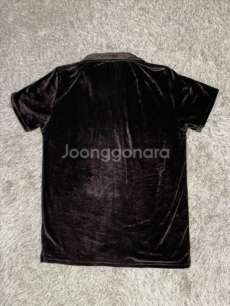 [L] 정품 디올 벨벳 하프집업 반팔 티셔츠 블랙--2