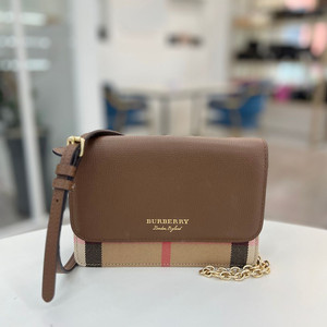 [중고명품 럭스올 울산점] 버버리 뉴햄프셔 체인 크로스