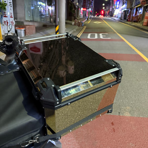 알루미늄 탑박스 85L 금색