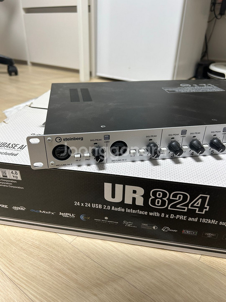 스테인버그 UR824 8채널 오디오 인터페이스 팝니다.--2