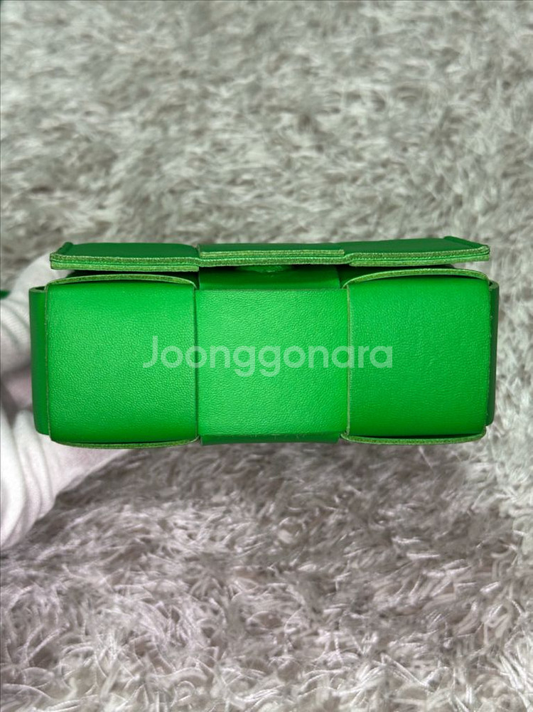 [OS] 정품 보테가베네타 카세트백 미니 그린--3