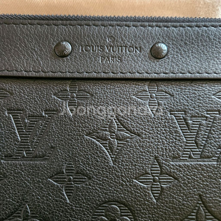 루이비통 도큐먼트 포쉐트 주르 클러치--2