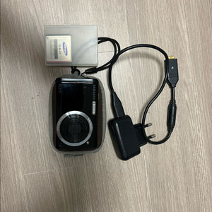 삼성 VLUU ST550