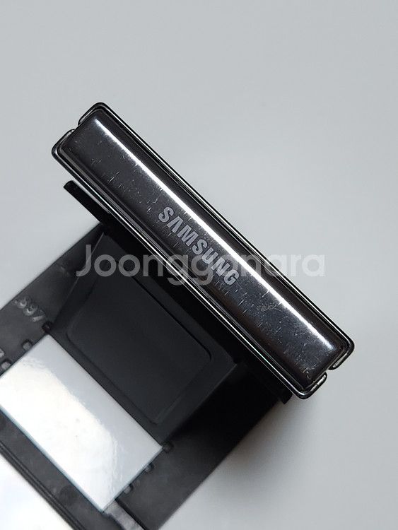 갤럭시Z플립5 256G 블랙 공기계 51895--5