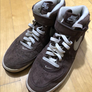 나이키 에어포스1 미드 07 초코 슈즈 265