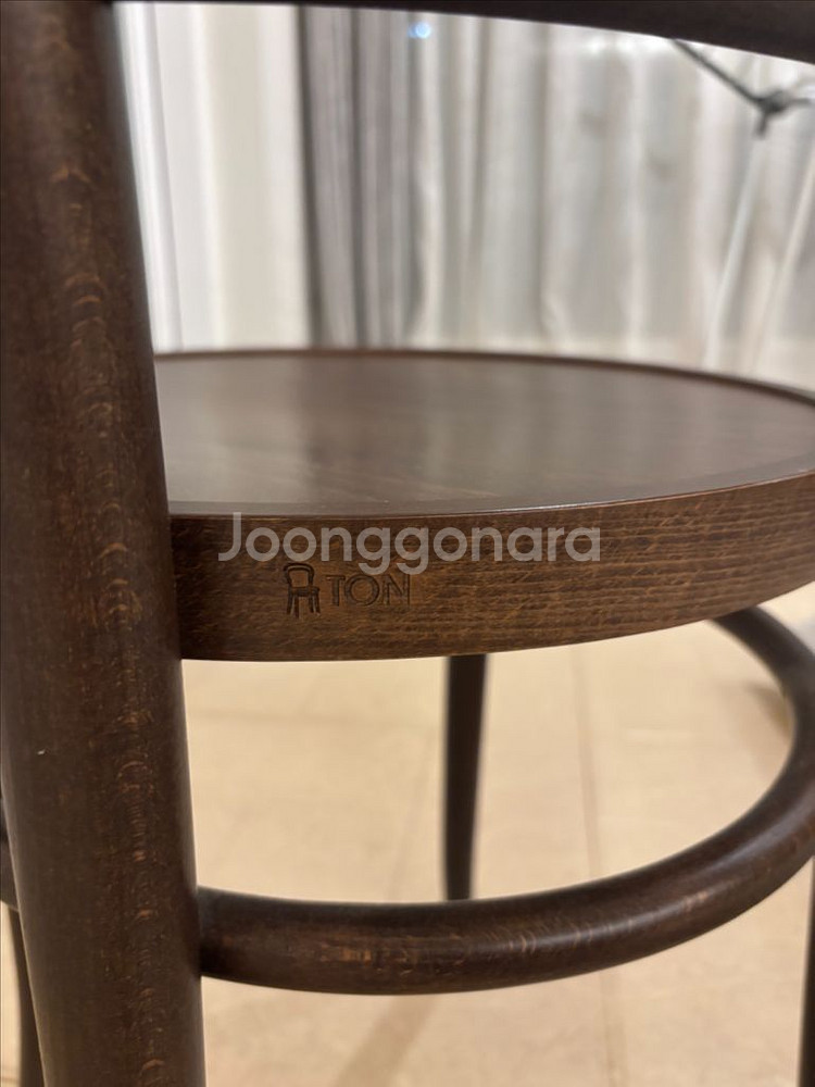 톤체어(정품)2개--2