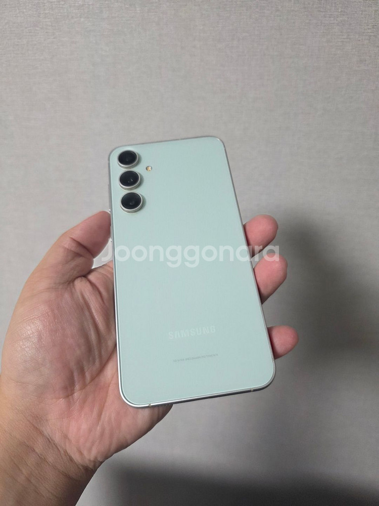 갤럭시 S23FE 민트 256기가 SS급 팔아요~--1