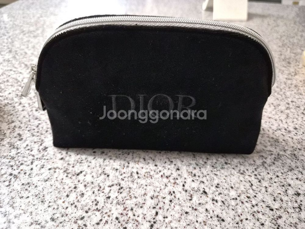 미사용 디올 블랙 벨벳 화장품 파우치 택포--0