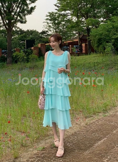 오칸 블러쉬드 엔돌핀오 원피스 민트 베이지--1