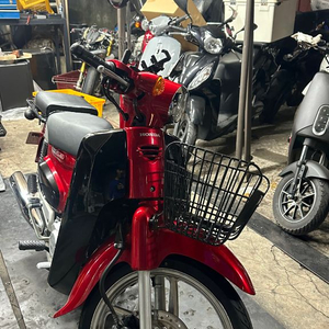 22년식 혼다 슈퍼커브 1xxxxkm Red Black