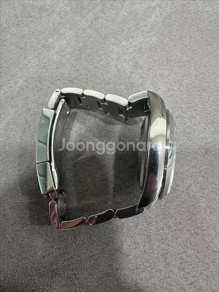 롤렉스 익스플로러1 36mm 팝니다. 124270--2