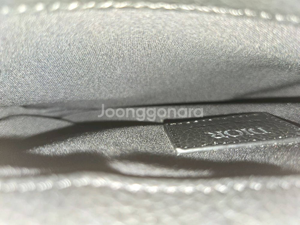 디올 오블리크 새들백 팝니다.--6